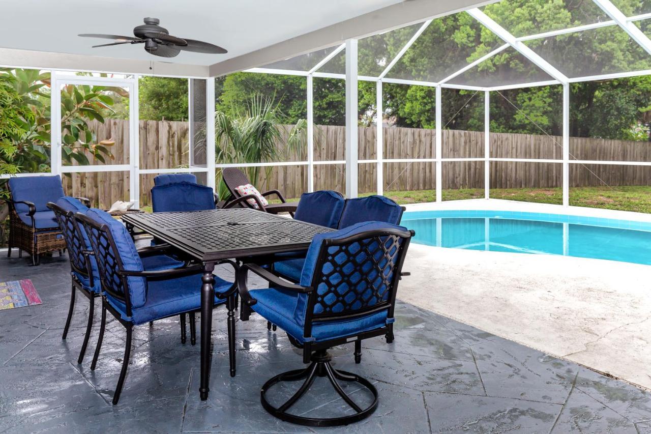 Modern Home, Heated Pool, Close To Beaches! Tarpon Springs Exterior photo